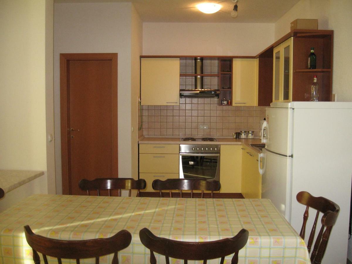 Apartment With Splendid Sea View Trogir Exterior foto